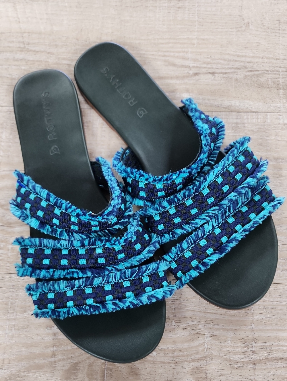 Rothy's Three Strap Triple Band Fringe Sandals Sz 9